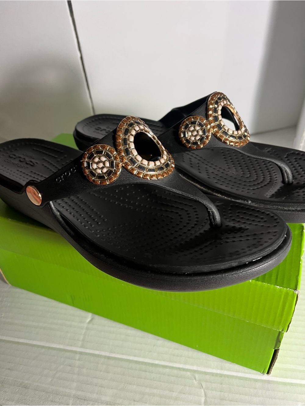 Crocs Comfort size 9 good condition.